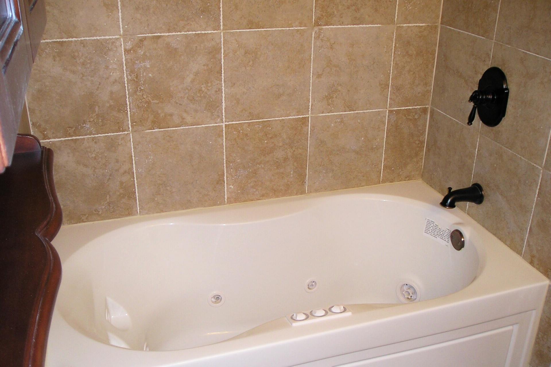 Bath Tub - API Roofing & Construction in Richmond, VA