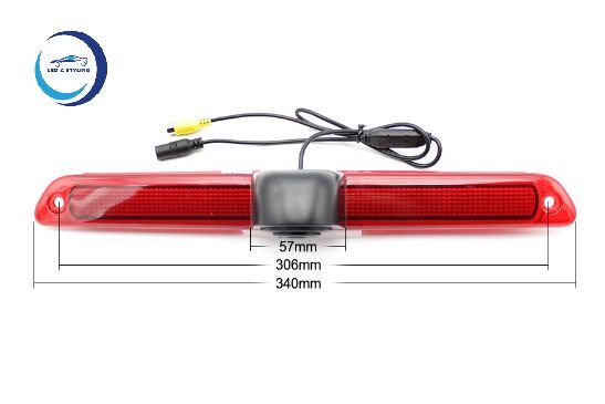 Achteruitrijcamera in de derde remlicht geschikt voor VW Crafter 2006 - 2017