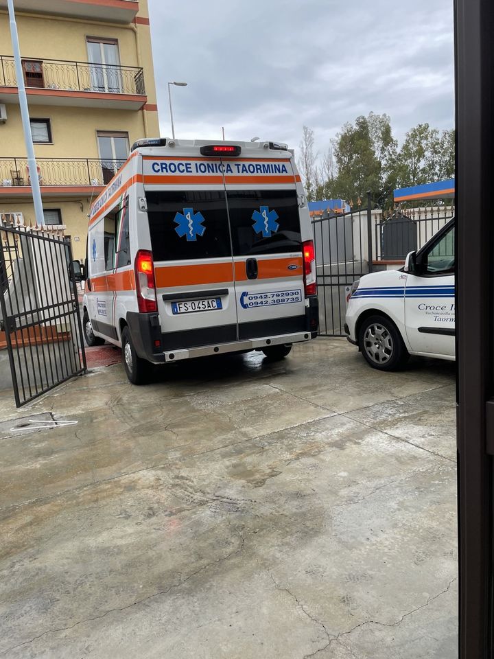 Ambulanze attrezzate per il trasporto di infermi