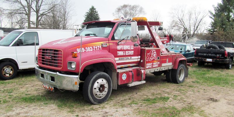 company towing truck