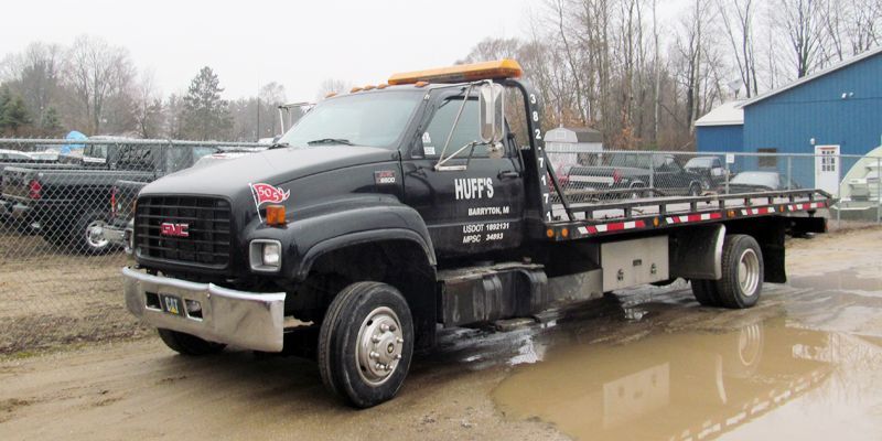 company towing truck