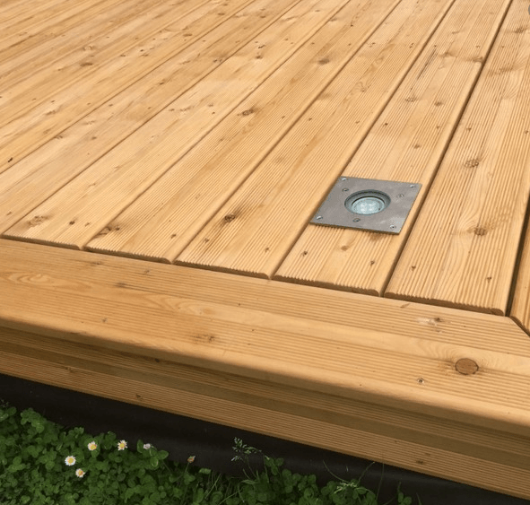 terrasse en bois clair