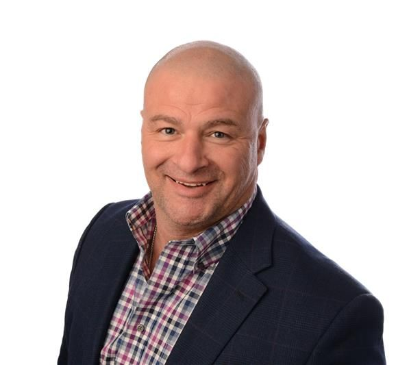 [replace with alt text]