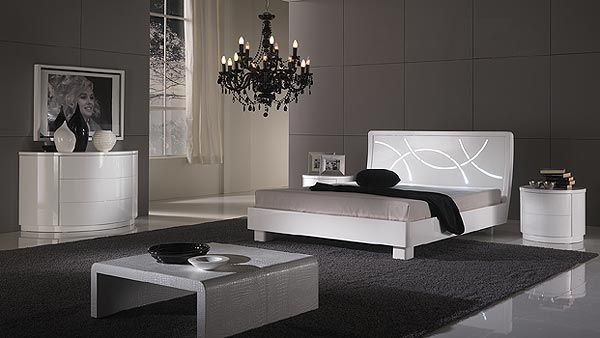 Arredi per la camera da letto matrimoniale