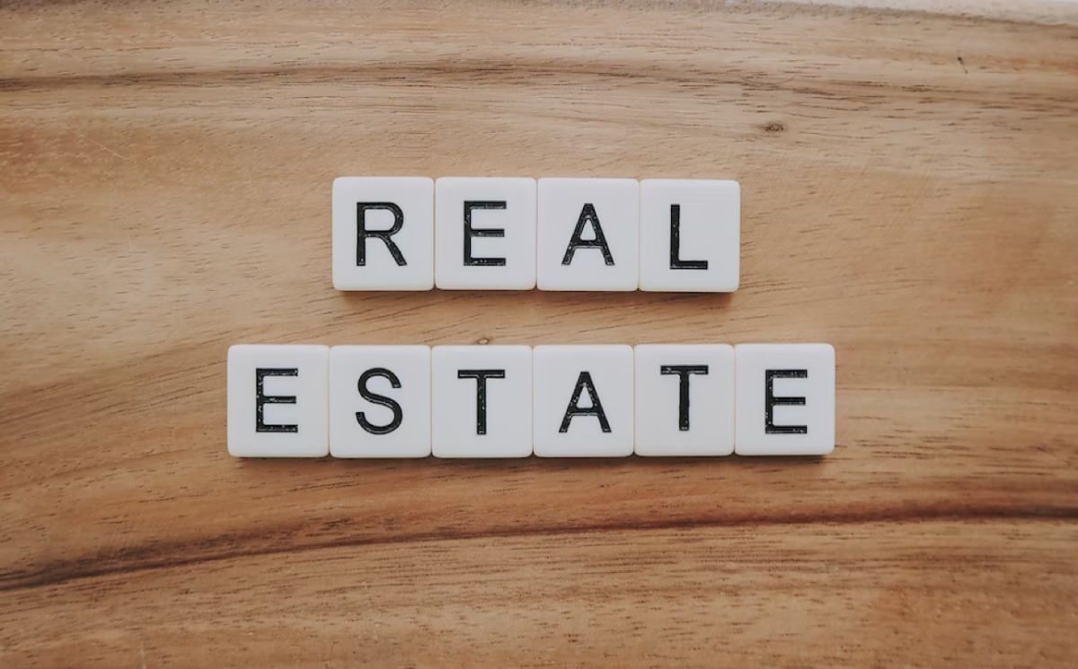 Real Estate Vs. Property Management