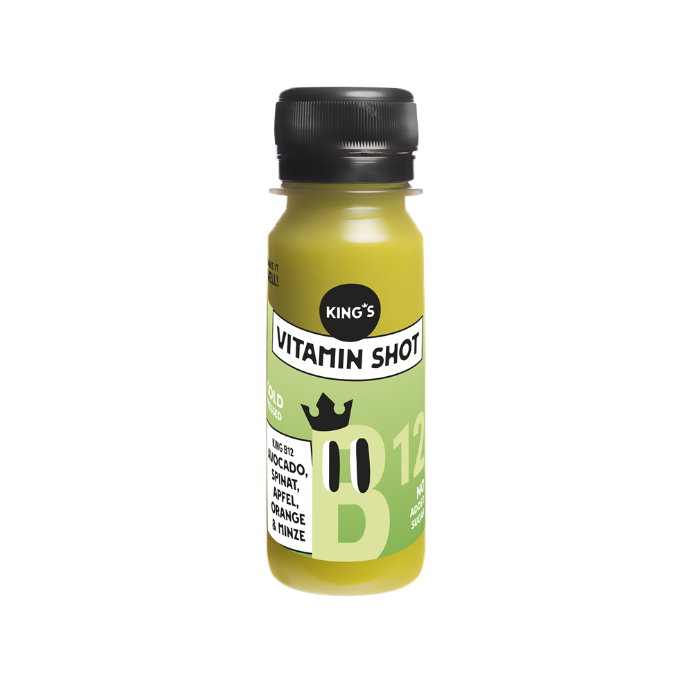 Vitaminshot mit Avocado, Spinat, Apfel, Orange, Minze, Vitamin B12