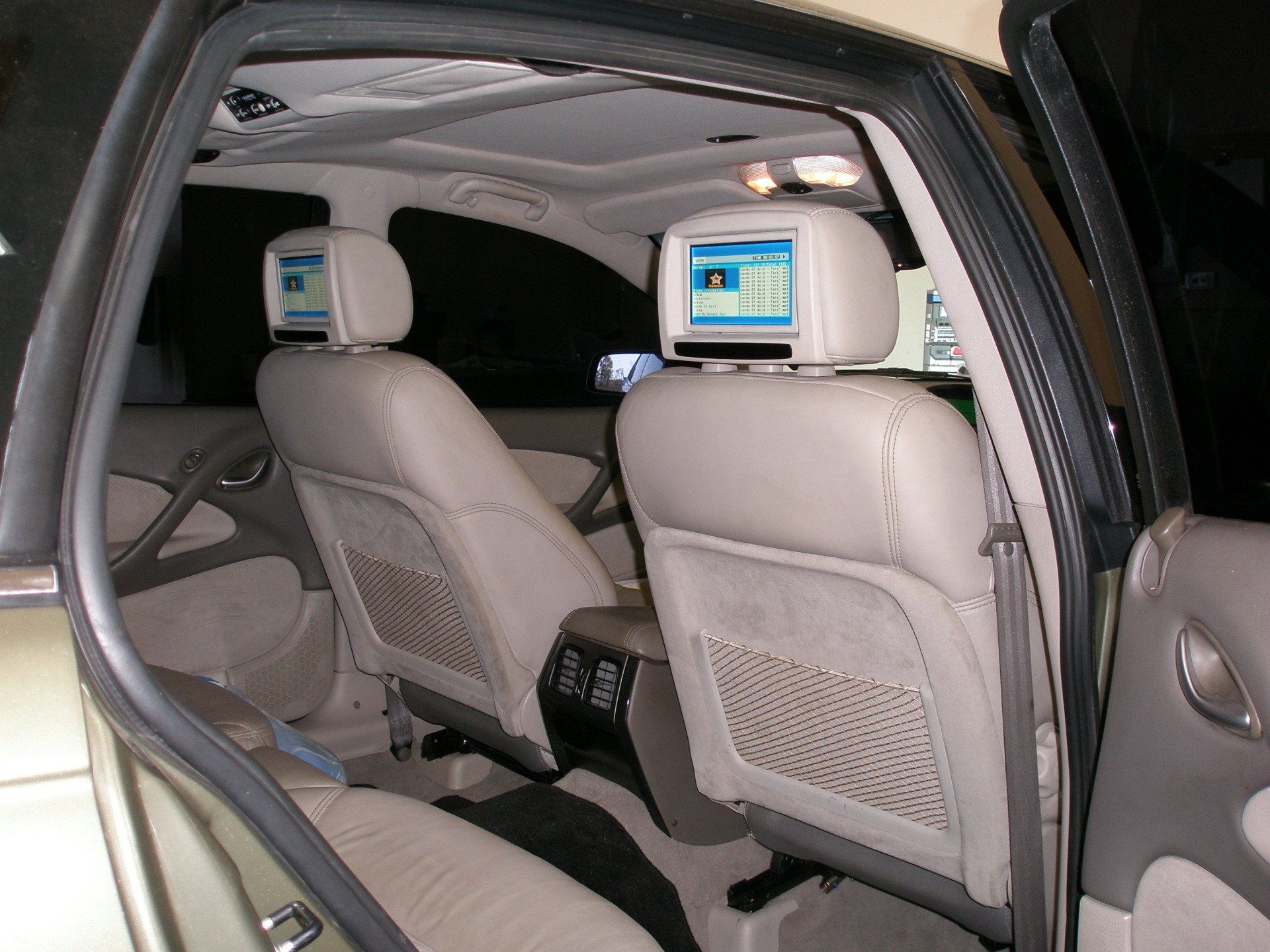 Car Air Conditioner Getting Re-gassed