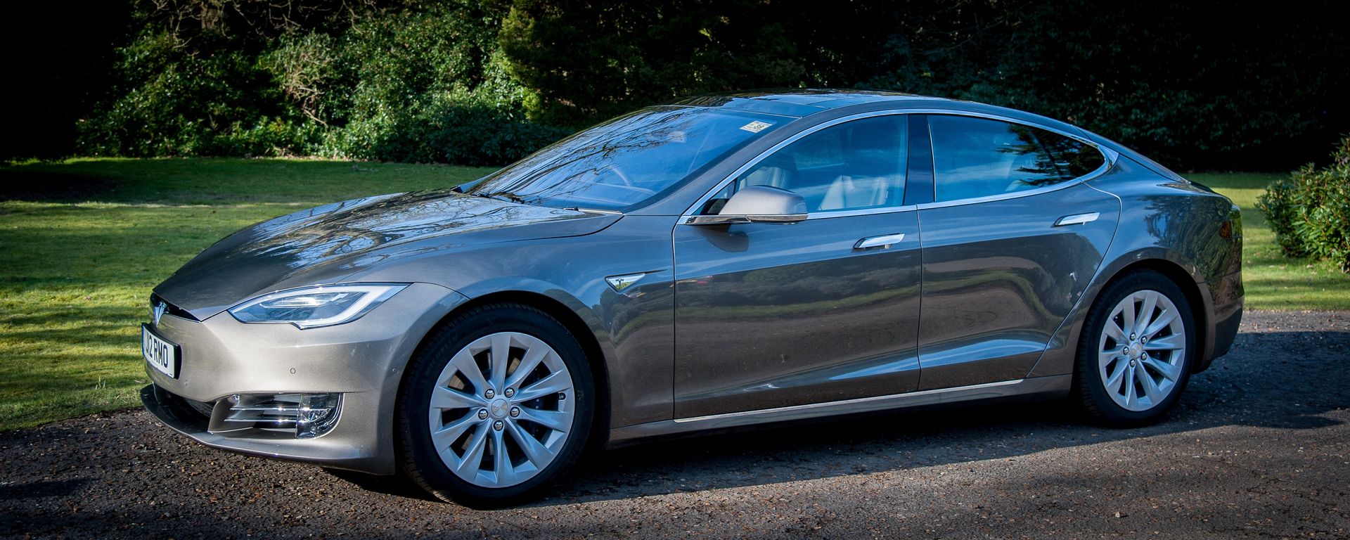 taxi outside Park House Hotel