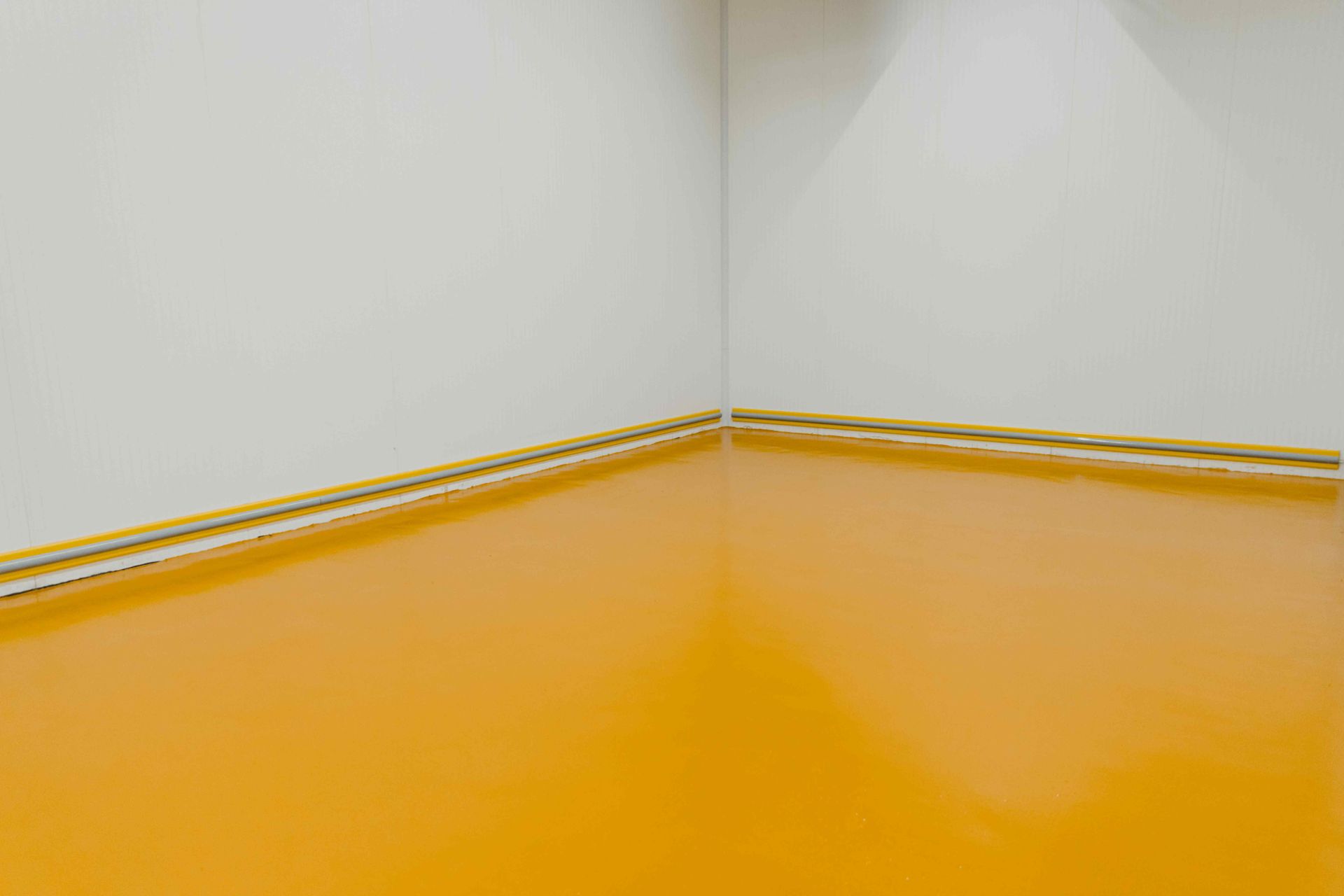 Yellow Polyurea Coated Concrete Floor