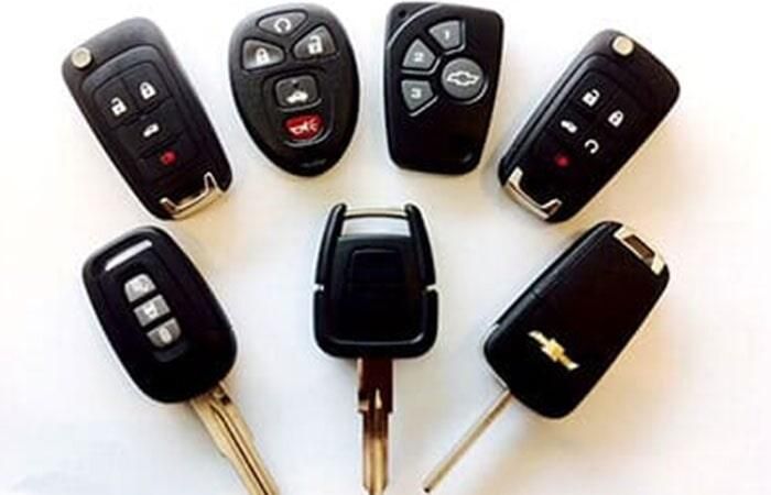 LLAVERÍA Y CERRAJERÍA SATÉLITE