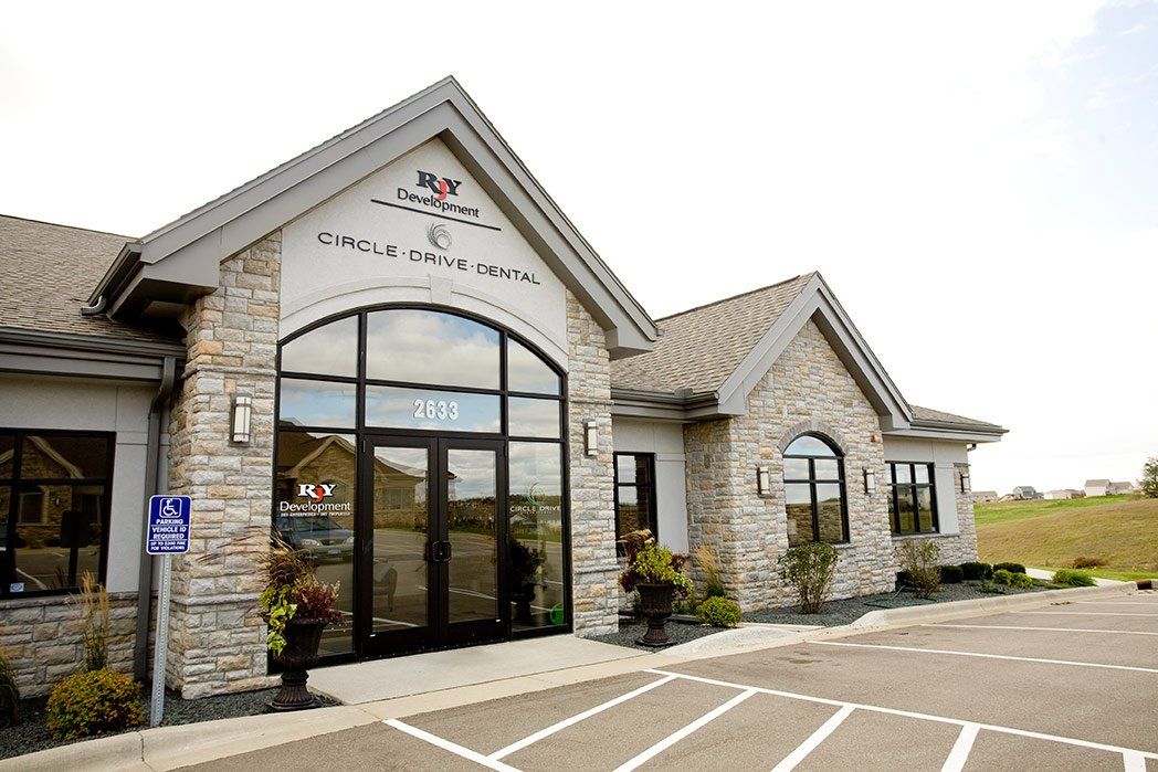 circle drive dental building