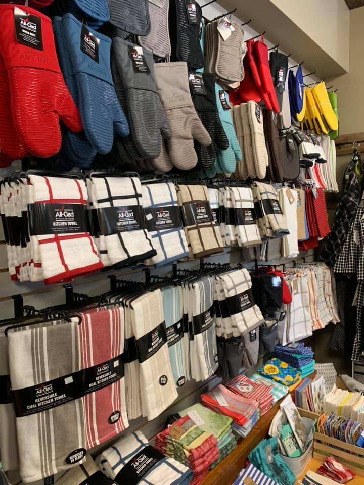 Knives — Kitchen Cloth in Jasper, IN