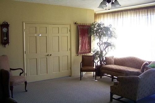 Seating area inside Denton Wood Funeral Home in Carlsbad, NM