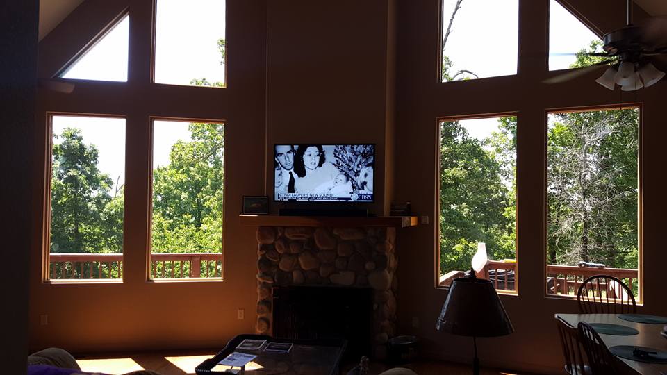 Living Room Glass Window — Mountain Home, AR — Custom Glass