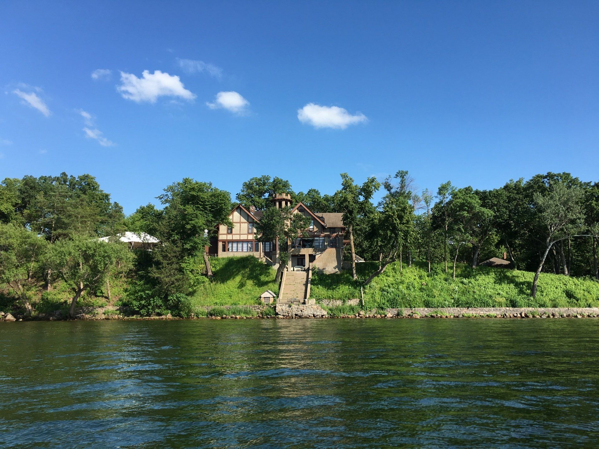 Life on Green Lake in Spicer, Minnesota