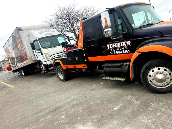 Get roadside assistance when you need it from Toebbens Towing in Jefferson City, MO