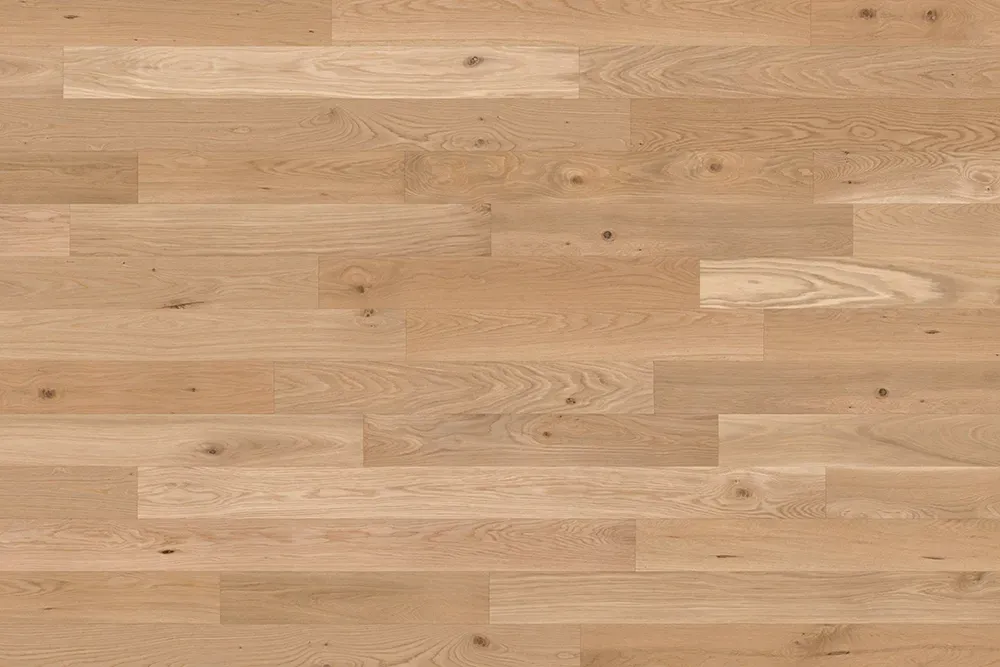 Detailed view of Mirage solid hardwood flooring, Collection: Blanc, Natural model, Material: White Oak.