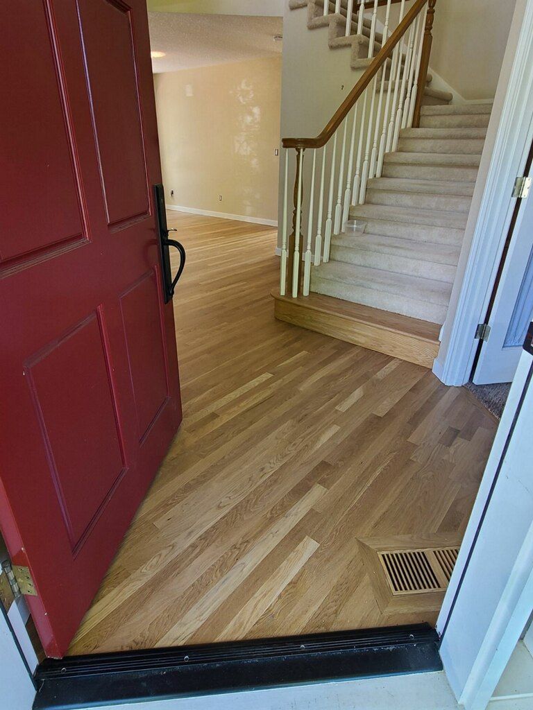 Matched hardwood flooring.