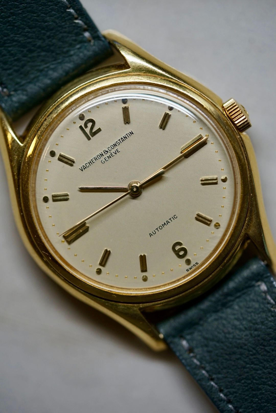 Vacheron Constantin, Very Rare 18k Yellow Gold Calatrava Ref. 4906