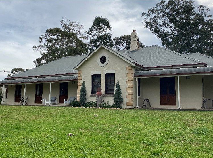 House Exterior Image