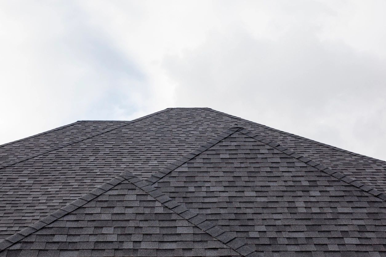 Roof With Black Slates – Duvall, WA – AAA-1 Roof Caret