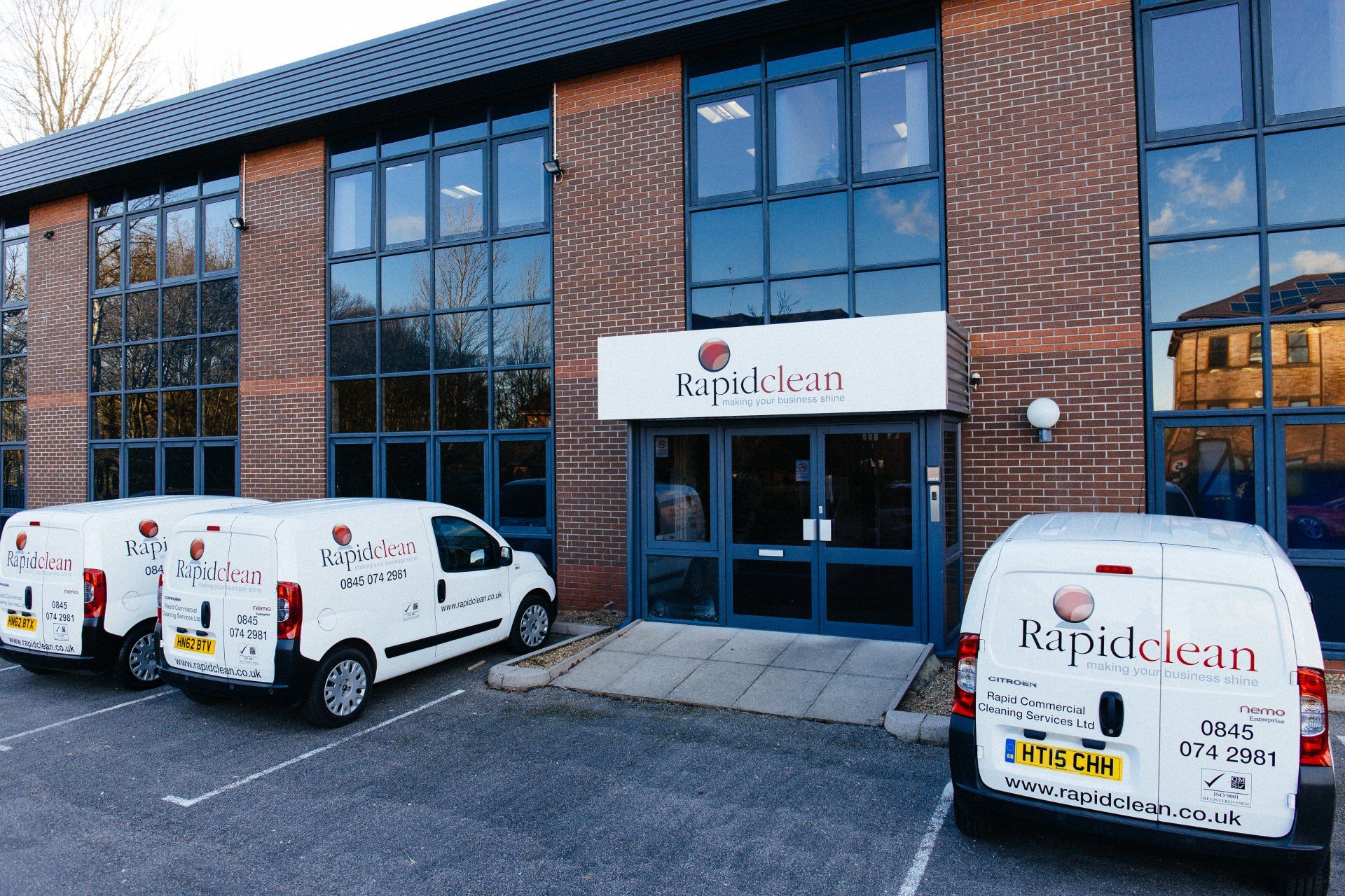 rapid clean commercial cleaning Centre