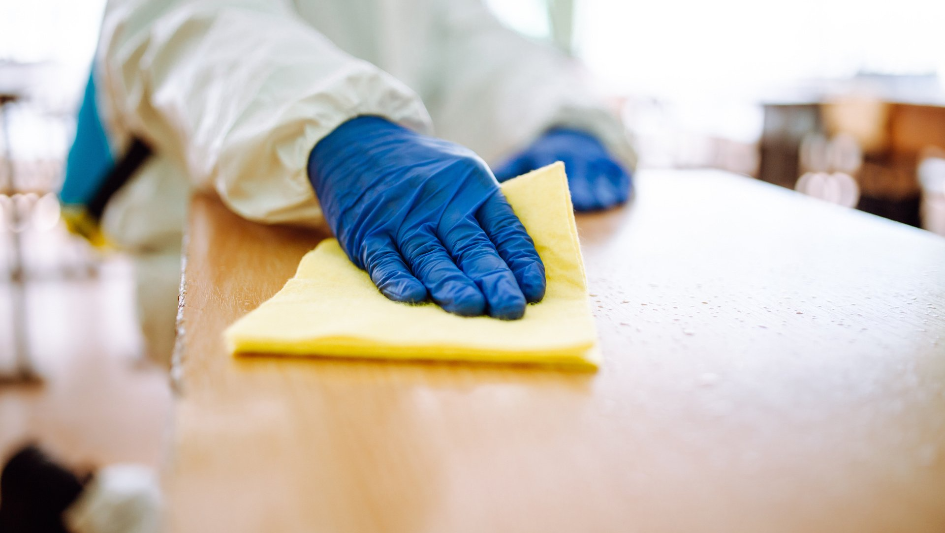 Detail dusting at a school