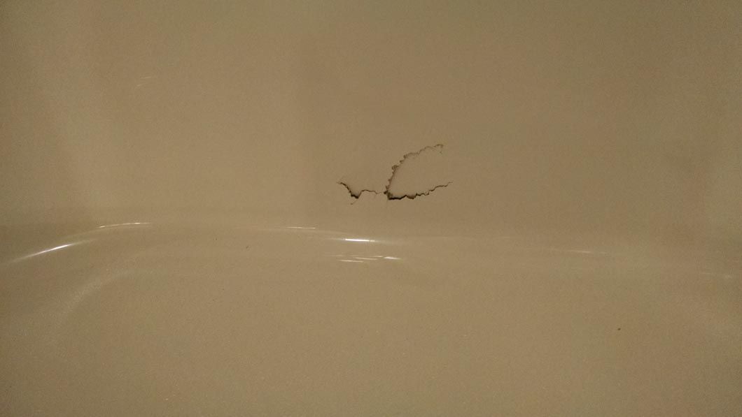 Before - Cracked Tub