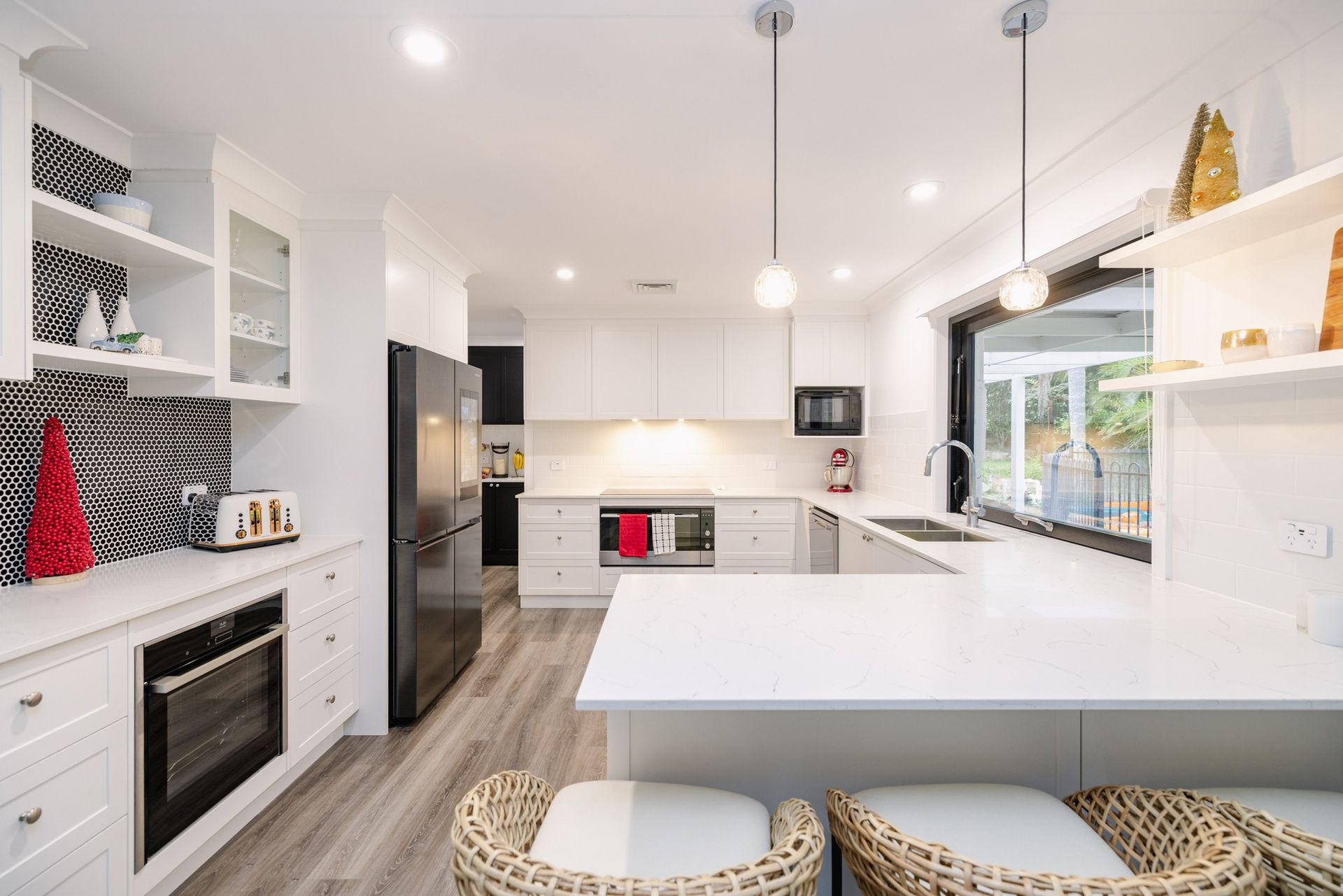 Caesarstone Countertops: What are the Benefits for Your Kitchen? - Trim ...