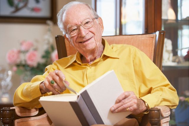 Safety Tips for Seniors Who Live by Themselves