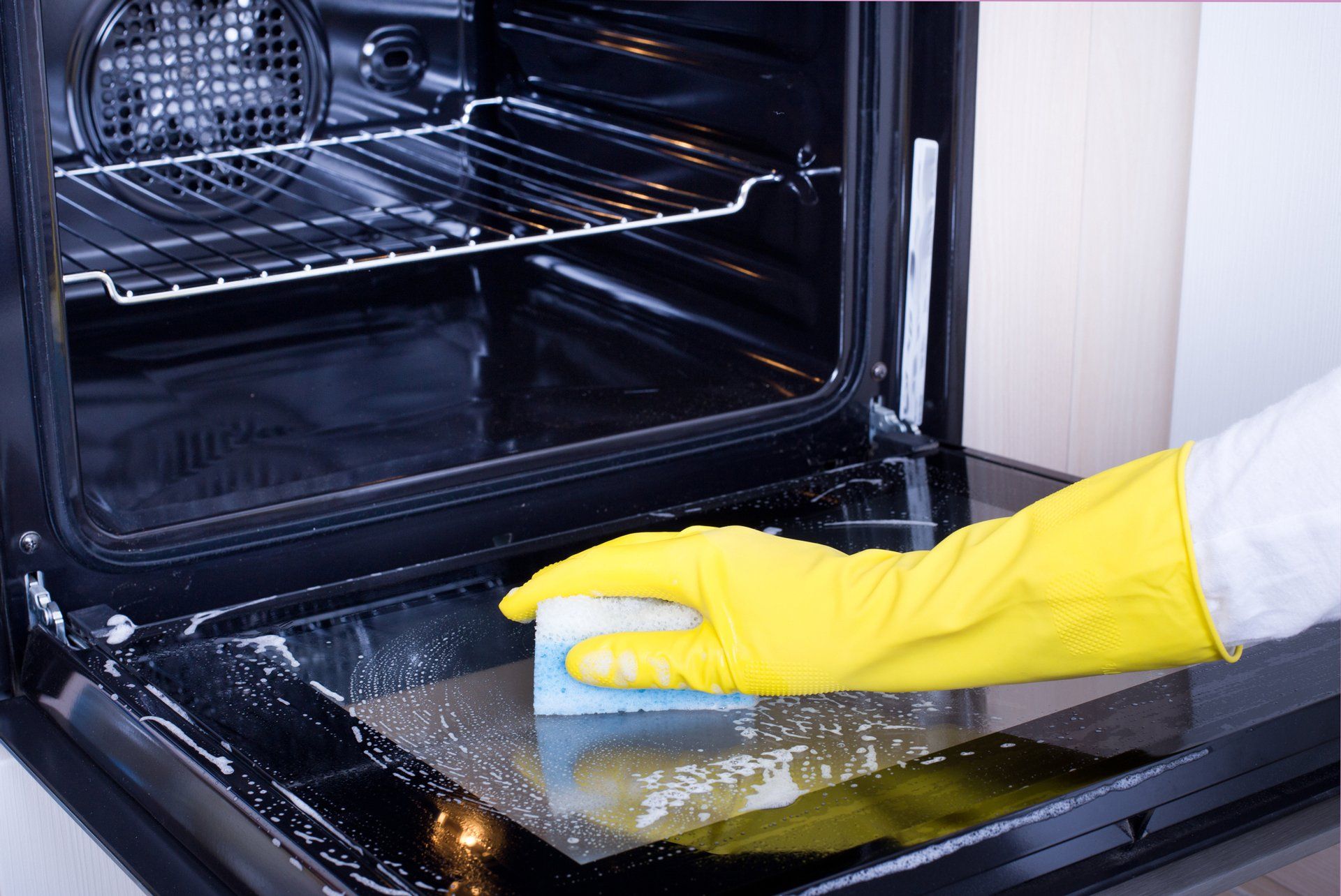 Oven Cleaning — Falls Church, VA — Haydee’s Cleaning Services