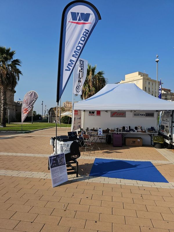 foto stand fiera cmd motori