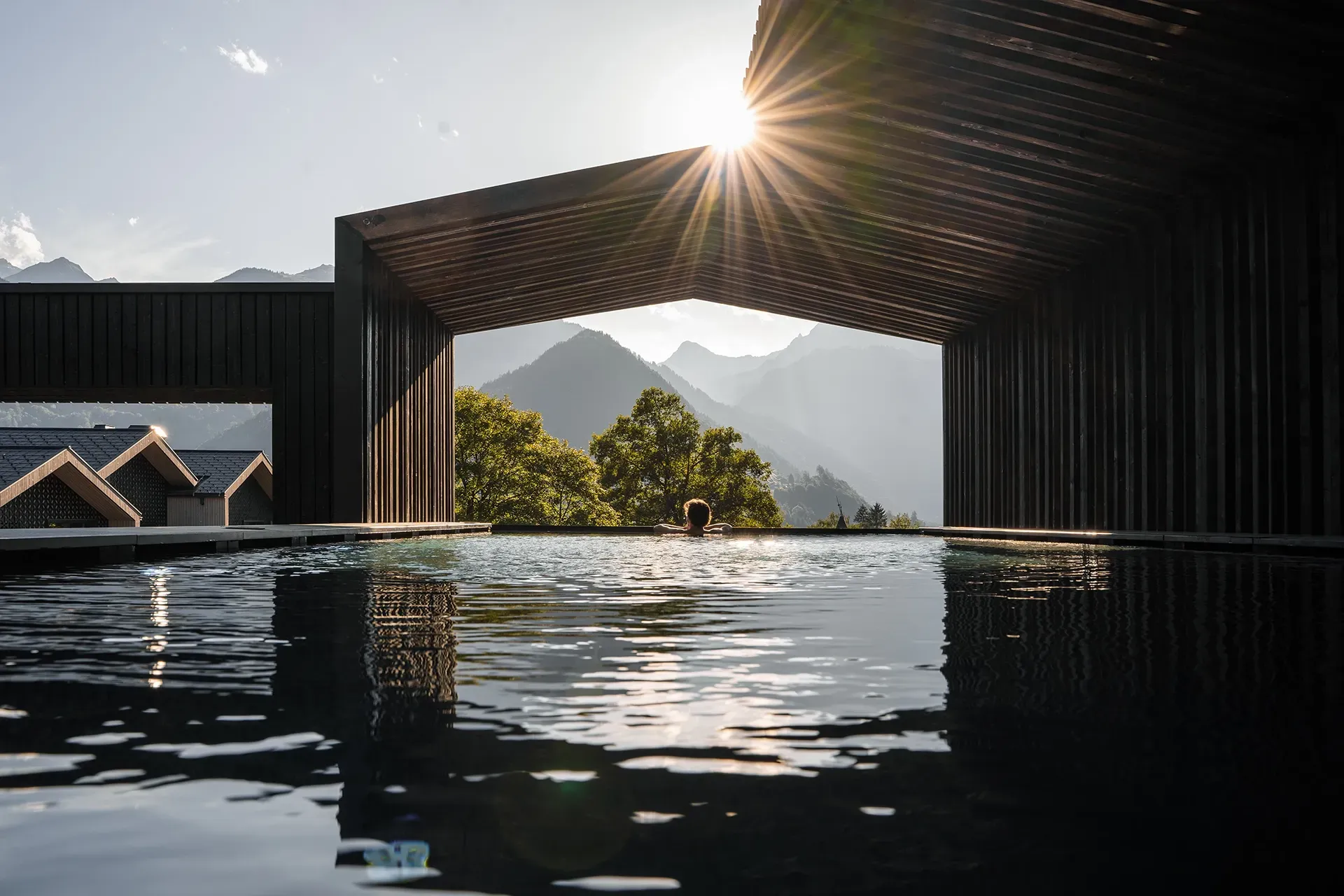 Montafoner Tradition neu entdecken in den AMRAI Suites