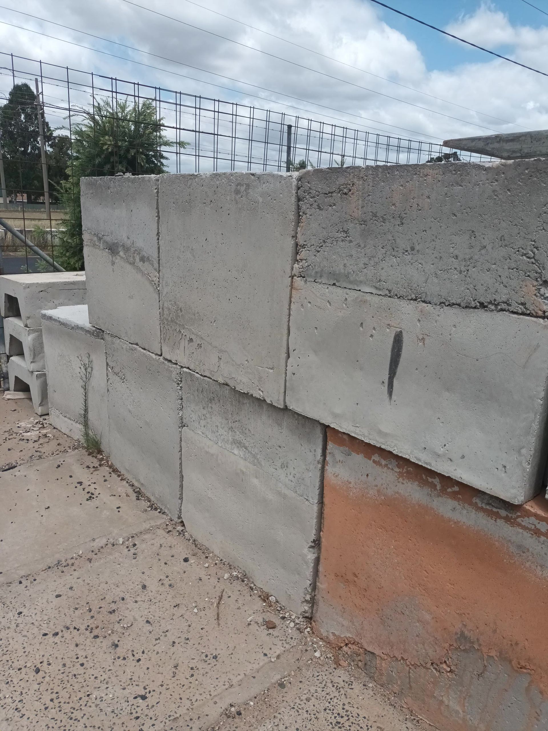 A Close Up Of A Concrete Wall Made Of Blocks — Dubbo Mini Mix & Landscape Supplies In Dubbo, NSW