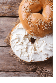 bagel with maple cream cheese spread