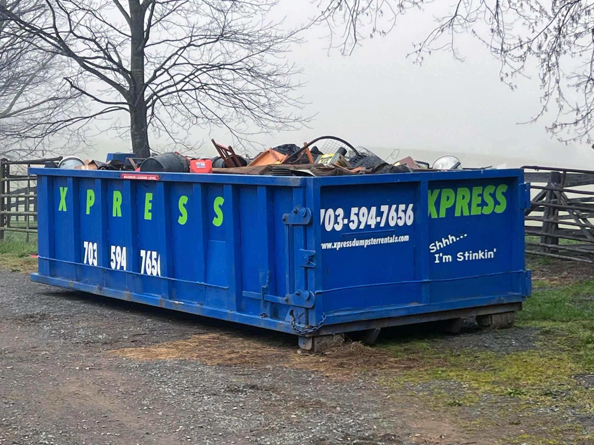 Commercial dumpster rentals in Marshall VA for retail renovations, office cleanouts, and property maintenance.