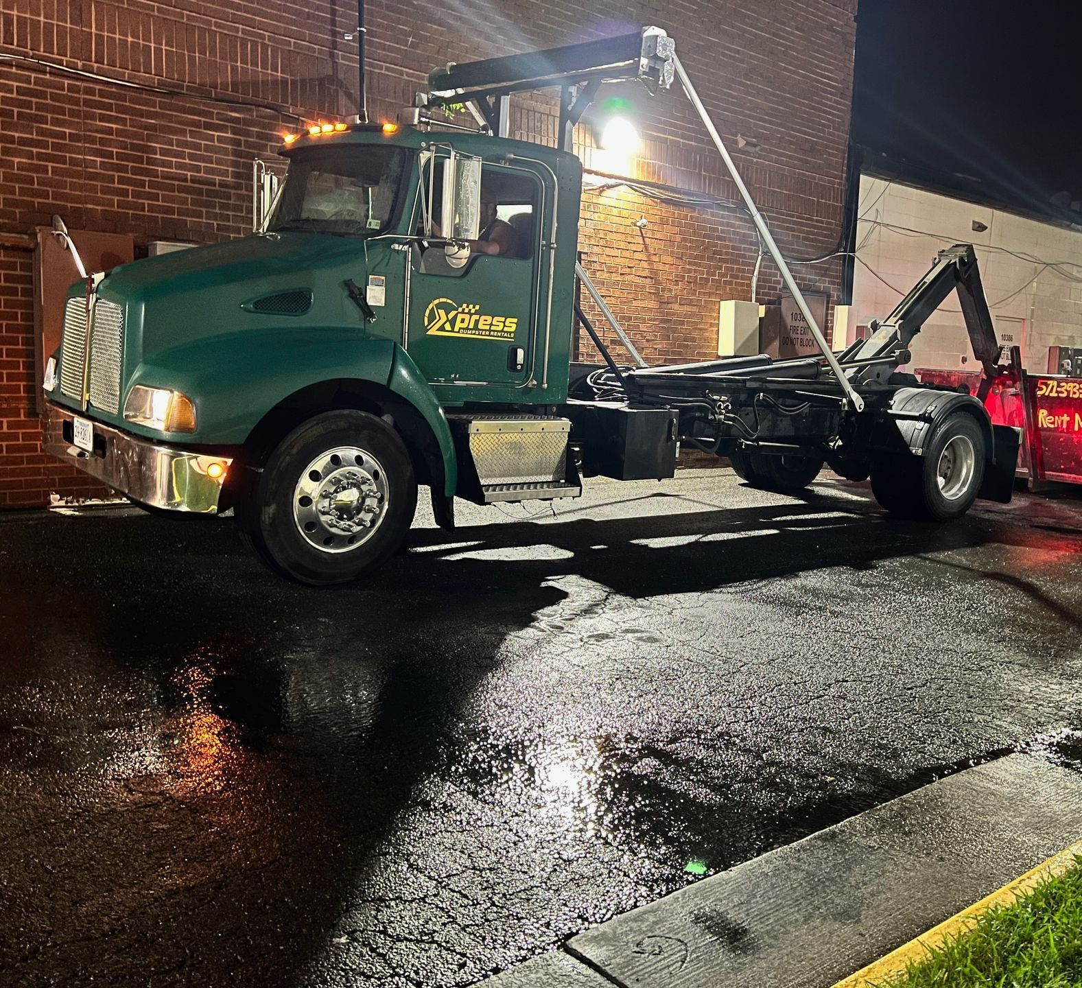 Commercial dumpster rental service in Manassas, VA — ideal for office cleanouts, retail renovations, and property managers.