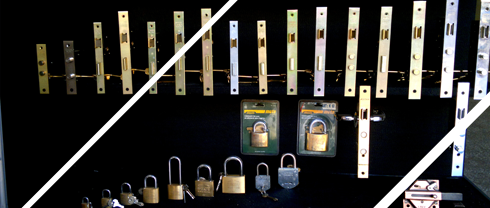 Una exhibición de diferentes tipos de cerraduras y bisagras.