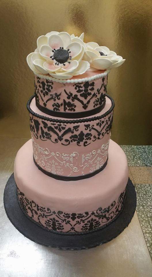 Torta scenografica rosa