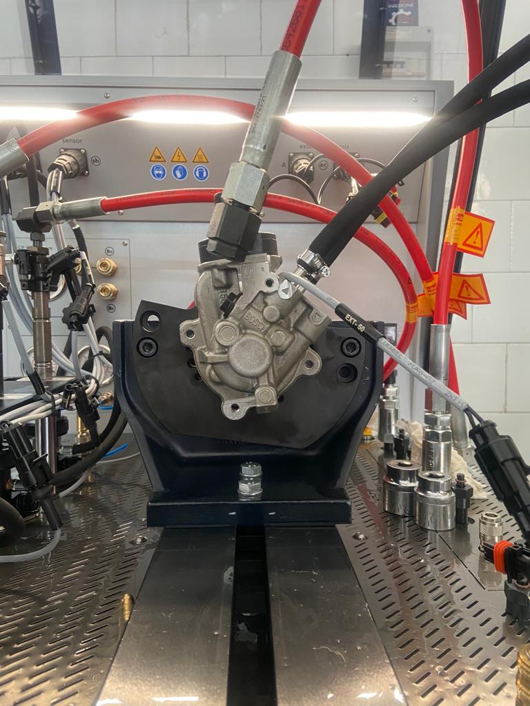 BANCO PROVA PER INIETTORI E POMPE COMMON RAIL
