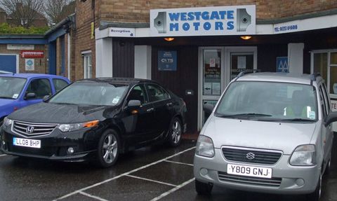 Exterior of Westgate Motors, the family owned garage in Eastbourne