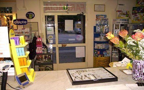 Interno di una farmacia
