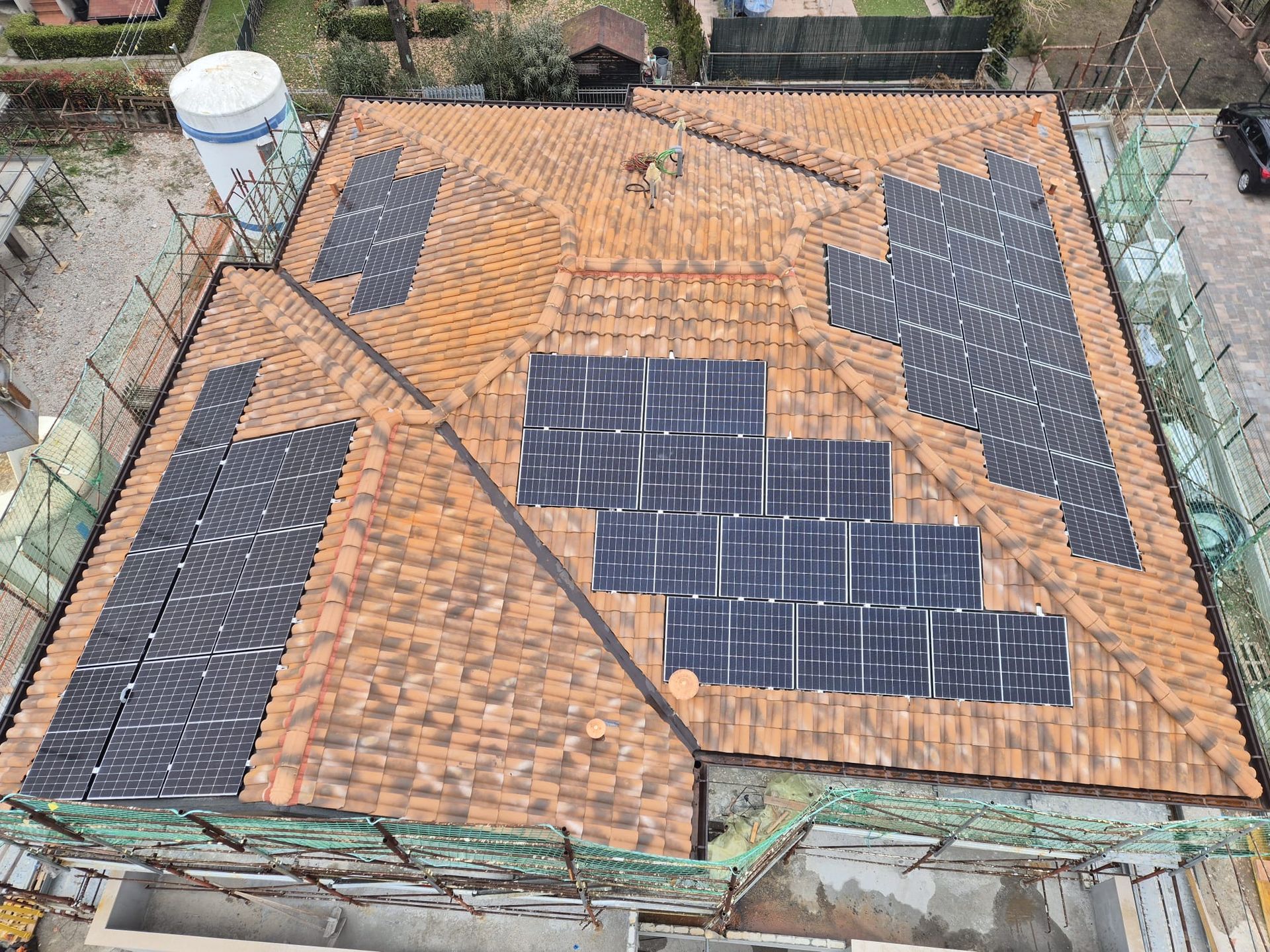 pannelli fotovoltaici su tetto