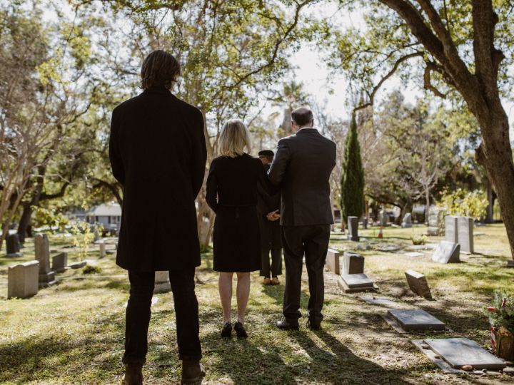How Funeral Homes Support Families During an Immediate Need