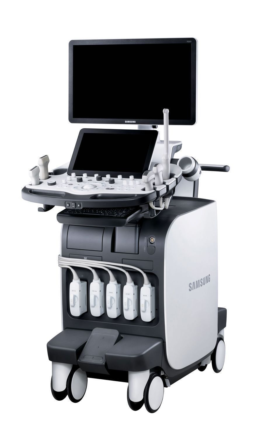 Un apparecchio ecografico medicale su ruote con un ampio monitor, una console di controllo e diverse porte per le sonde.