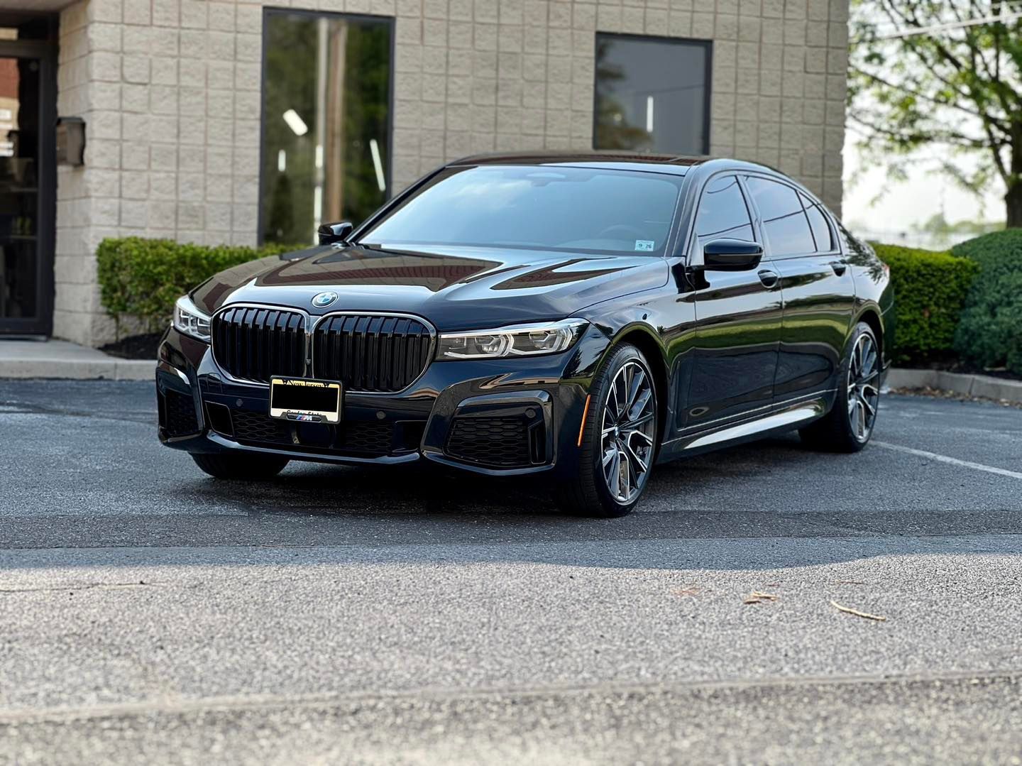 BMW M760i