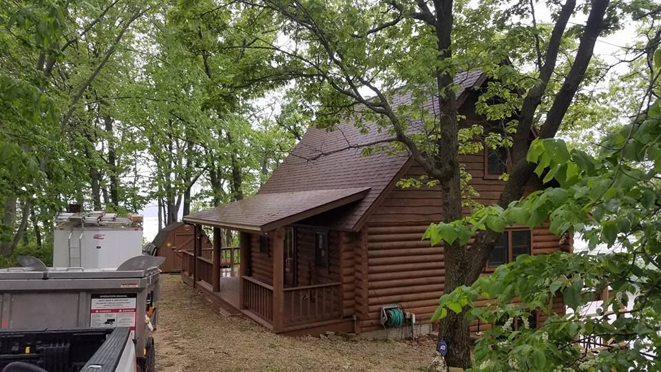 Wooden Cabin – Decorah, IA – Viking Roofing & Construction