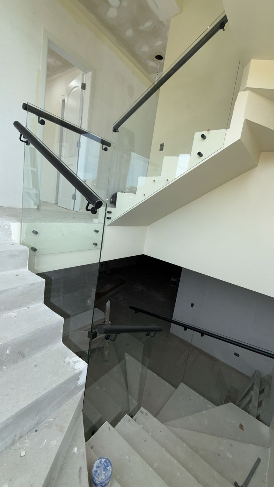 VIDRIERA A SUS ORDENES