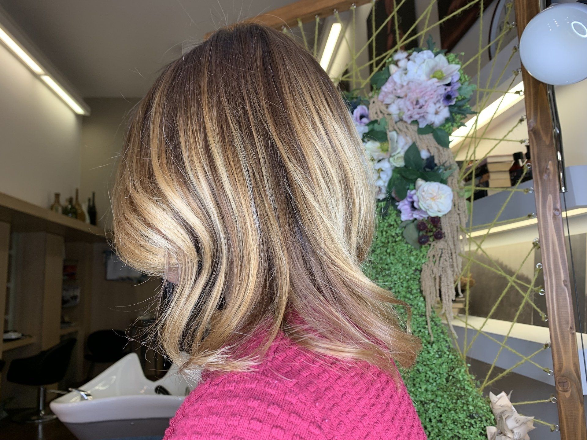 tagli, acconciature e colori capelli