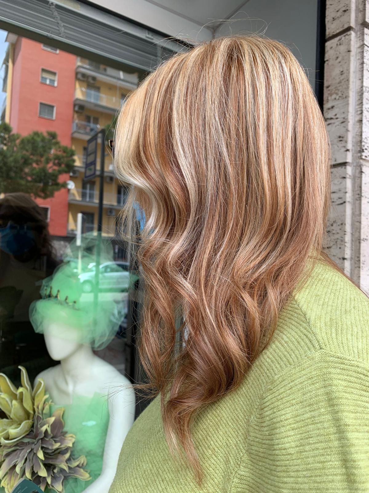 taglio e colore capelli